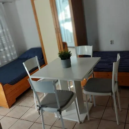 Porta Via Apartment Vir