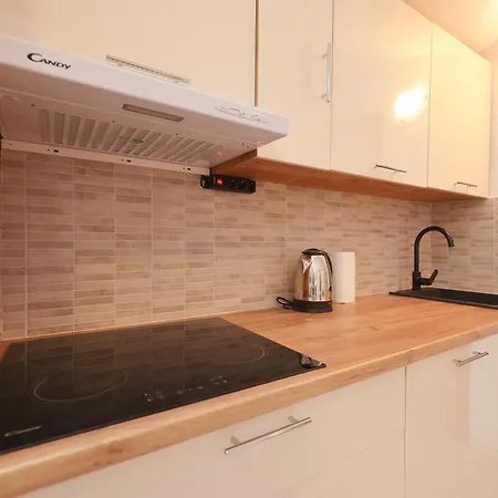 Apartment Porta Via Vir