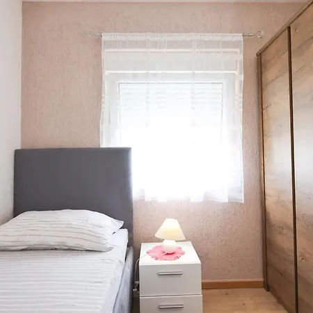 Porta Via Apartment